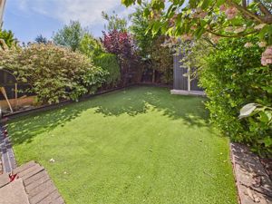 Photo 16- click for photo gallery